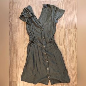 American Eagle Green Dress w/ Buttons + POCKETS!